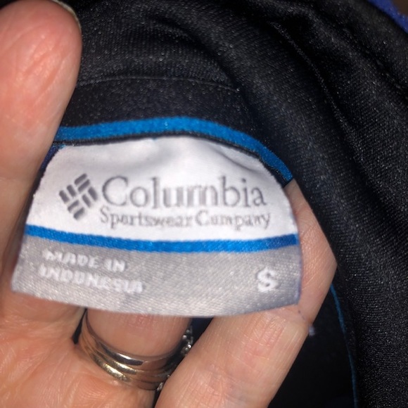 Size small Columbia Fleece - Picture 6 of 6